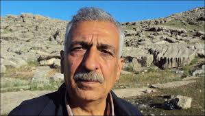 Kaçan Zamanı Kuyruğundan Yakalamak - Müslüm Üzülmez