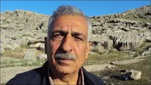 Kaçan Zamanı Kuyruğundan Yakalamak - Müslüm Üzülmez