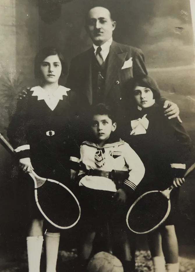 Mehmed Mihri Hîlav ve çocuklar?