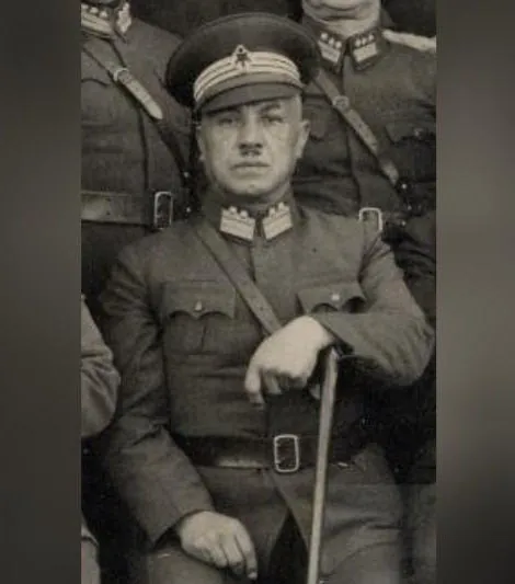 Orgeneral Mustafa Mu?lal?