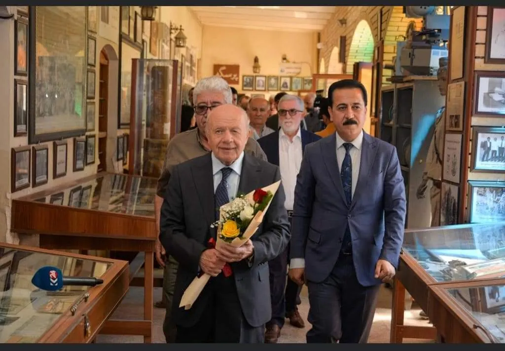 ? Be?ikci ve Hewlêr valisi