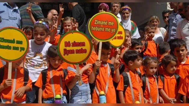 Anadil E?itimi