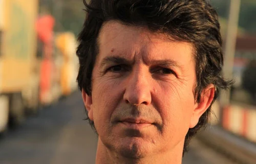 Portreya Yüksel Yavuz