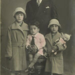 resim 1 Mehmet Mihri, kizlari Lamia, Suheyla ve oglu Selahattin
